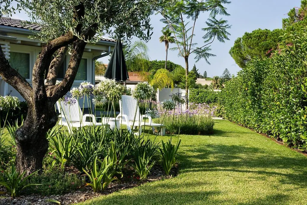 Villa Lucy Fontane Bianche Italia