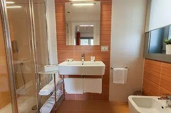 Villa Lucy Fontane Bianche Apartment